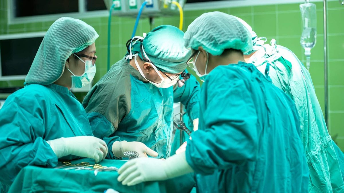 Comment choisir votre chirurgien pour réaliser une chirurgie du genou ?