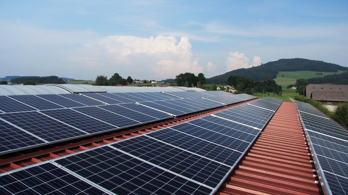 Pourquoi installer des panneaux photovoltaïques chez soi ?